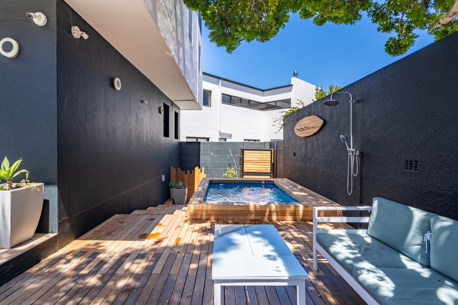 3 Bedroom Property for Sale in Camps Bay Western Cape